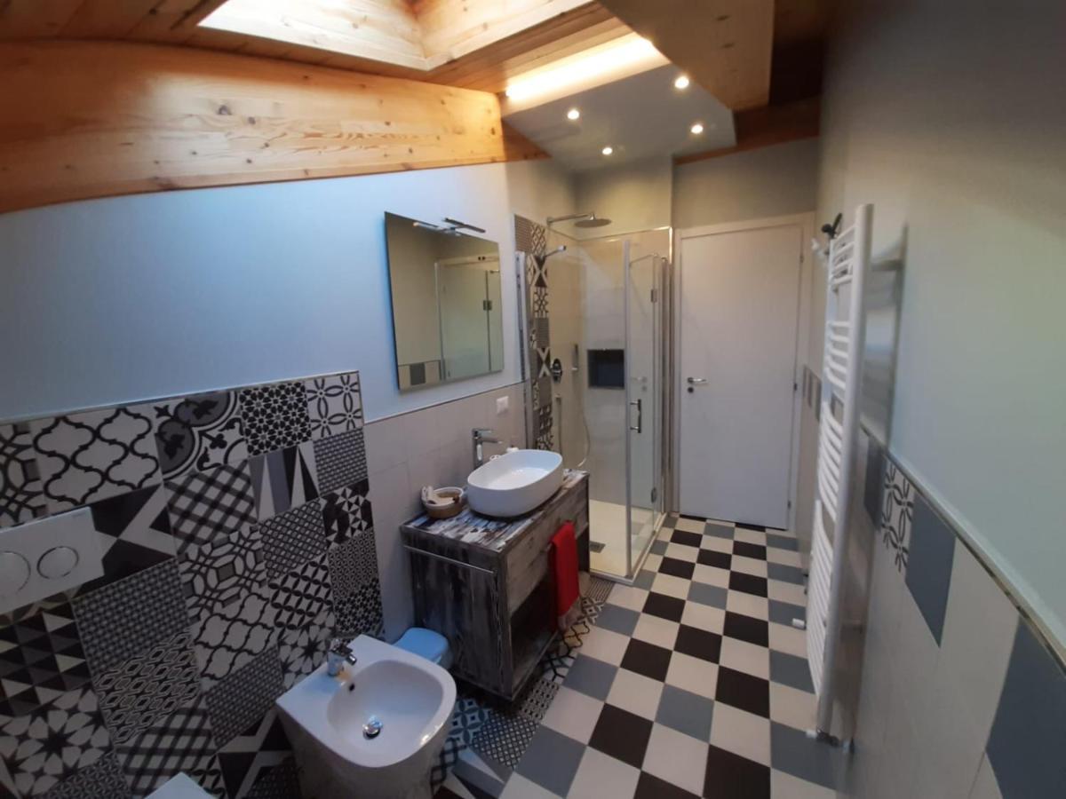 Loft 29 Mansardato Con Ampio Terrazzo Bussoleno Bagian luar foto