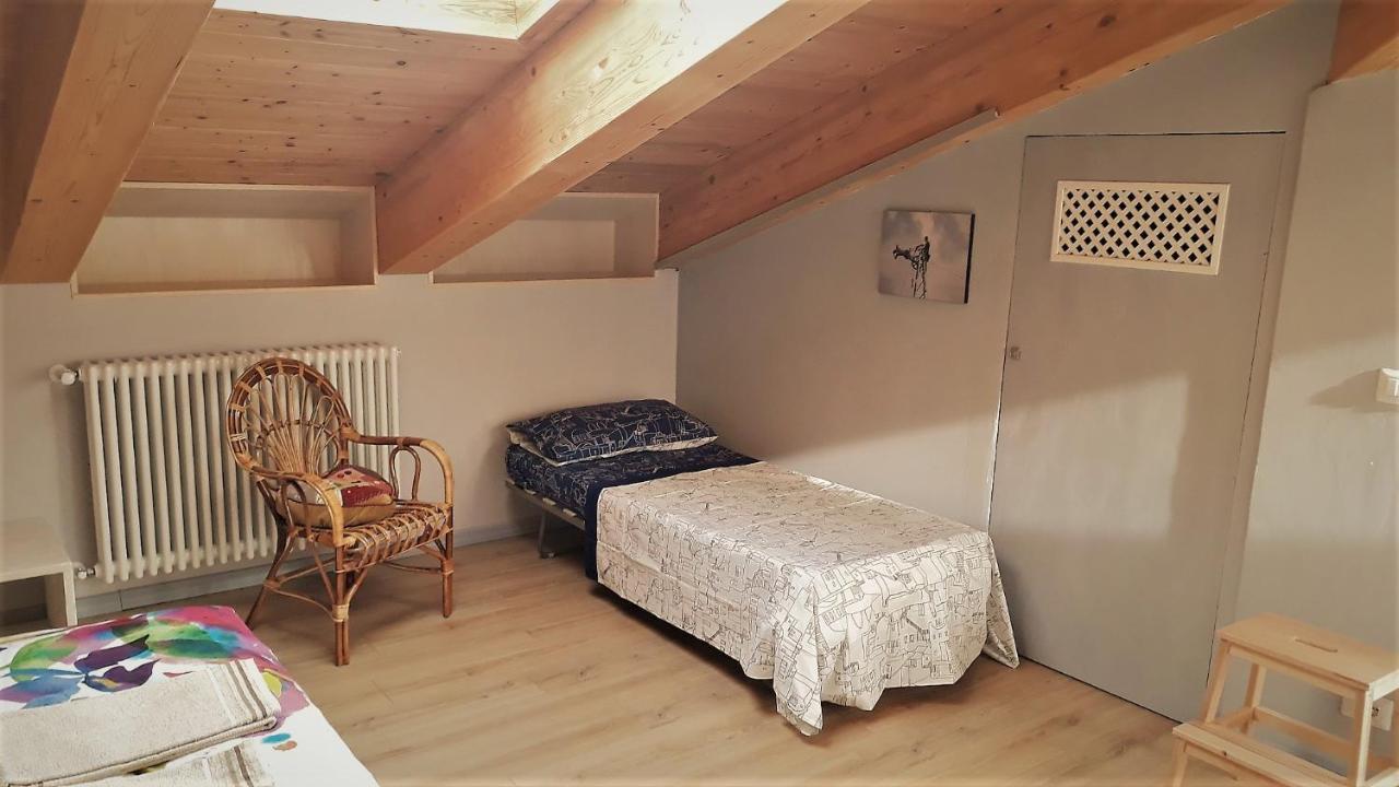 Loft 29 Mansardato Con Ampio Terrazzo Bussoleno Bagian luar foto