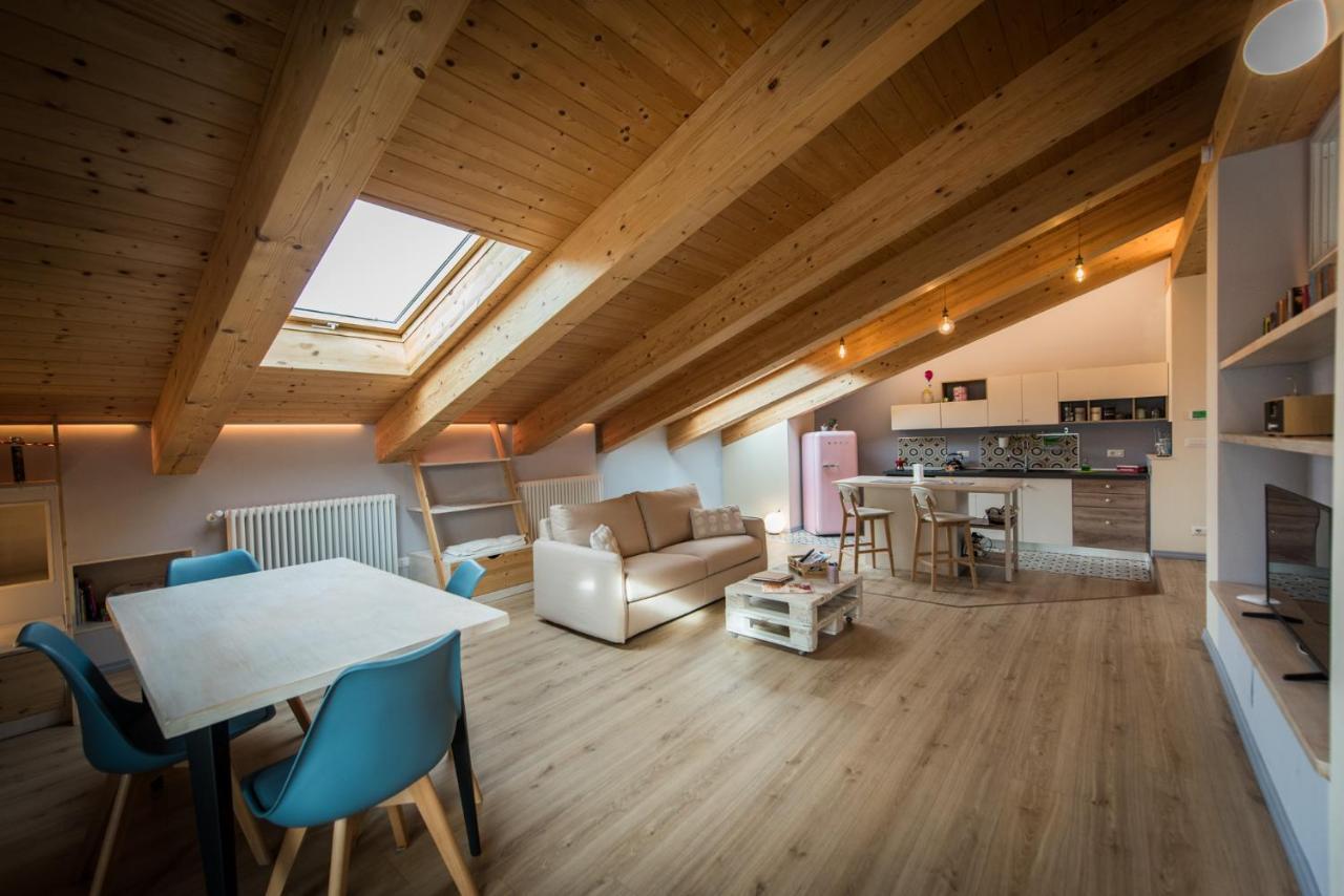 Loft 29 Mansardato Con Ampio Terrazzo Bussoleno Bagian luar foto