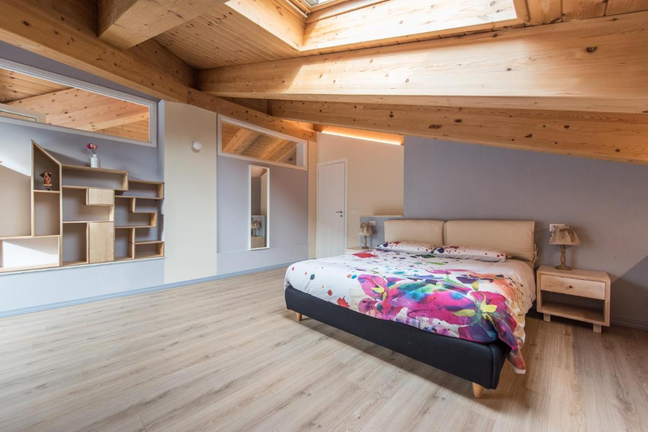 Loft 29 Mansardato Con Ampio Terrazzo Bussoleno Bagian luar foto