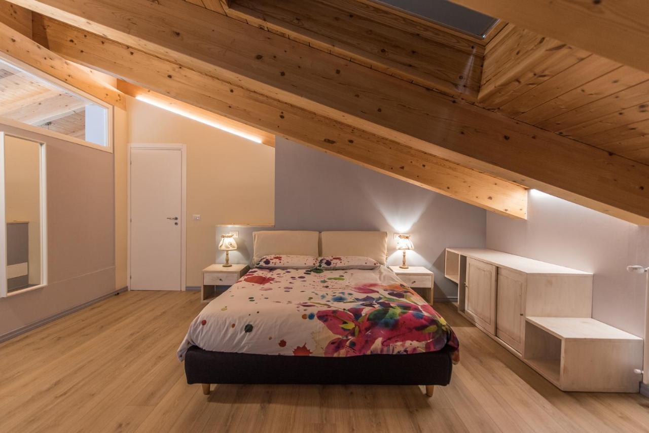Loft 29 Mansardato Con Ampio Terrazzo Bussoleno Bagian luar foto